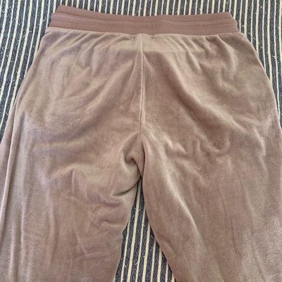 Garage Joggers - Picture 3 of 3